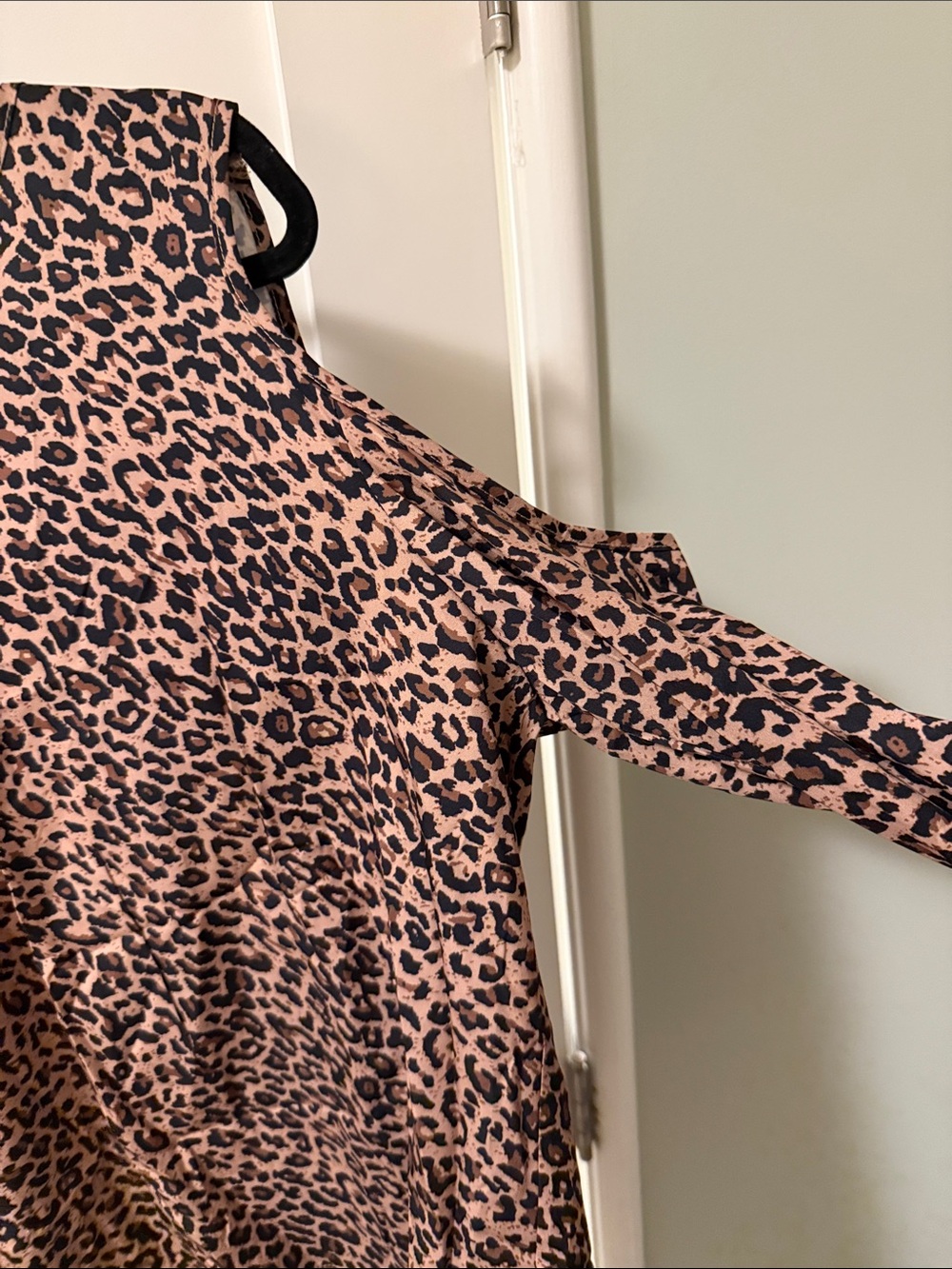 Leopard Print Cold-Shoulder Women's Top - Brown/Black - Picture 4 of 5